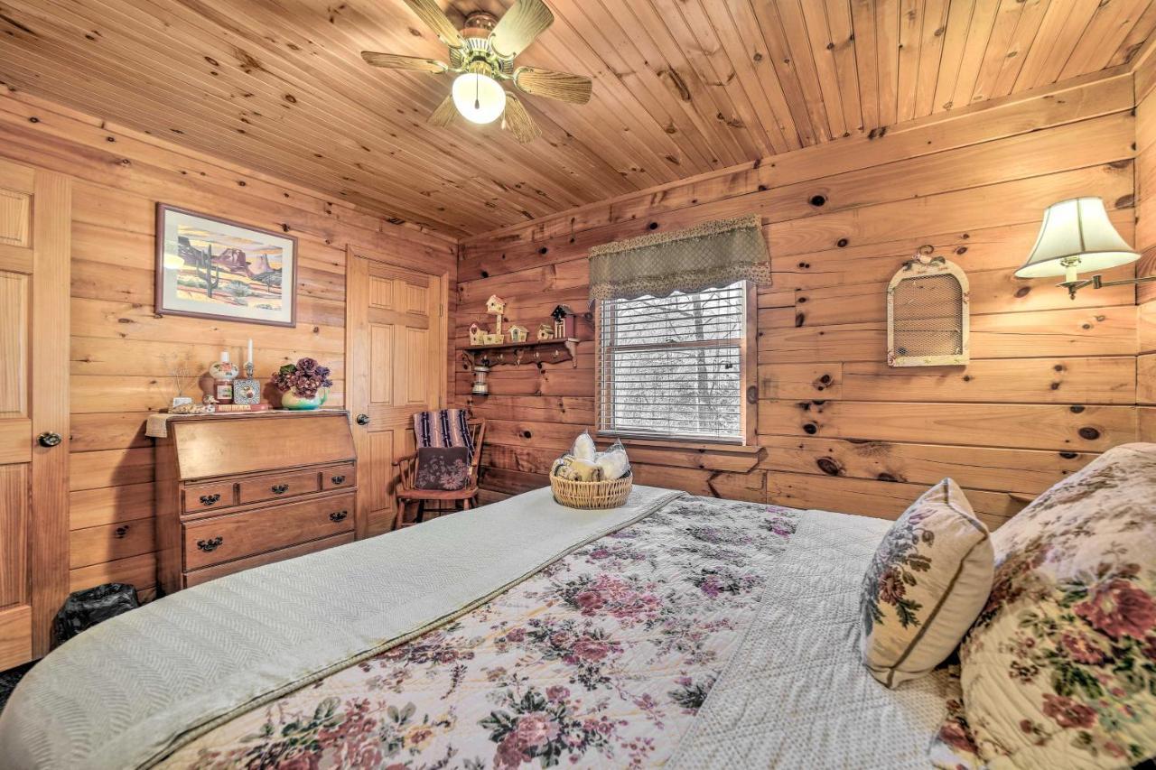 With Porch Near Hiking And Waterfalls! * Franklin